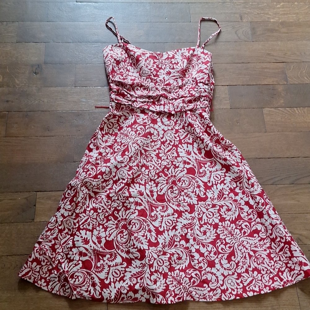 Donna morgan floral spaghetti strap floral dress
